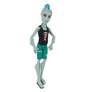 Monster High G1 First Wave Skull Shores Gillington Gil Webber RETIRED doll 2011